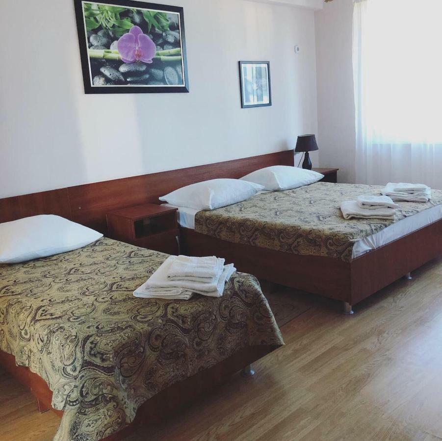 Guest House Zvanba 가그라 외부 사진
